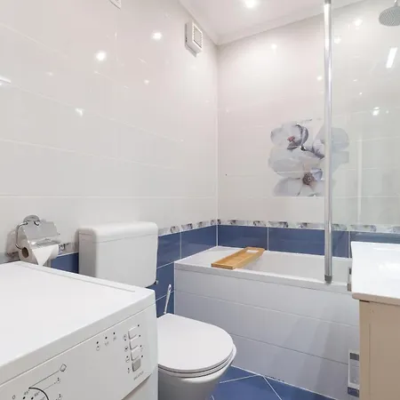 Daire Zozo, Modern Two-bedroom