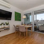 Zozo, Modern Two-bedroom Lejlighed Split